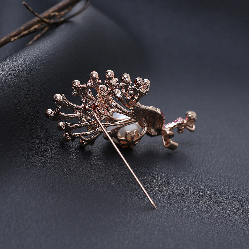 New Peacock Brooch Female Animal Enamel Color Dripping Rhinestone Brooch