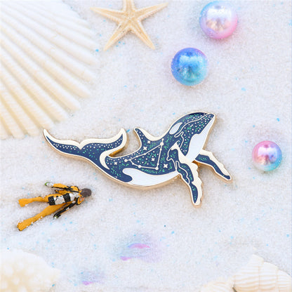 Orca Metal Badge Emaille Brosche Wenchuang Capricorn Constellation Geschenk