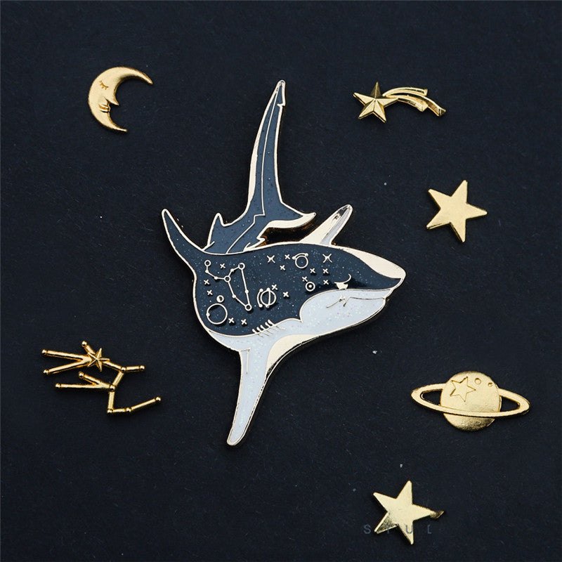 Ocean Shark Brosche Persönlichkeit Originales Design Metal Accessoires