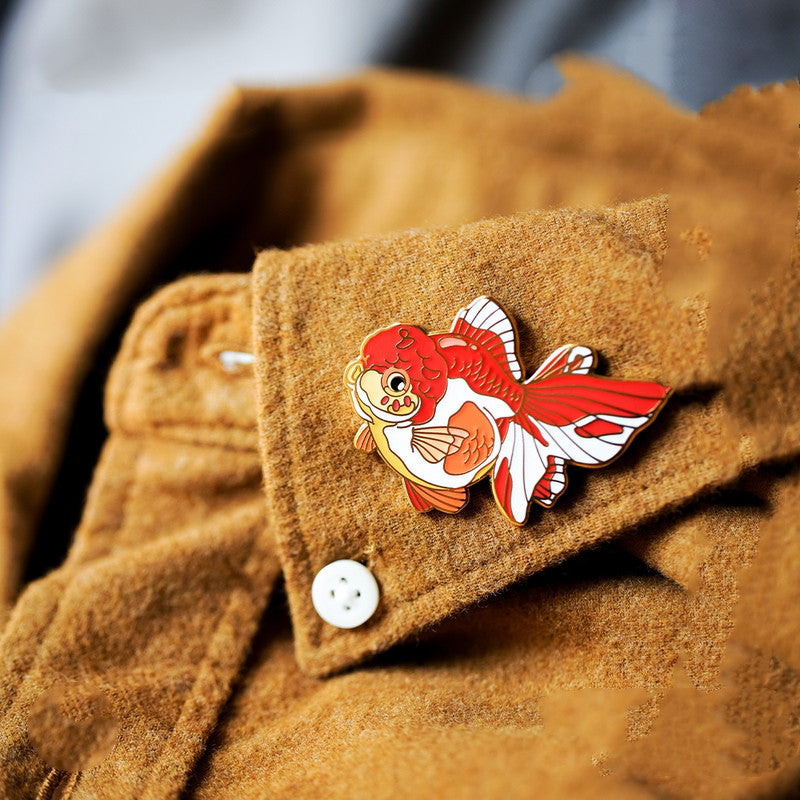 Personalized Decoration Badge Red and White Lion Head Design Goldfish Brooch