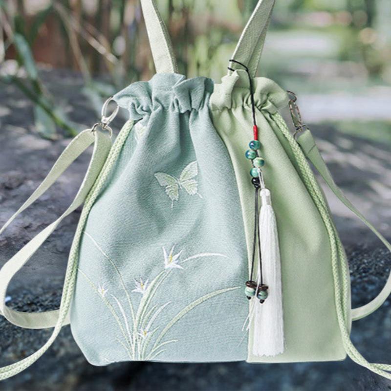 Weibliche Hanfu -Messenger -Leinwandtasche aus chinesischem Elementstil Baumwolle und Leinen bestickte Tasche