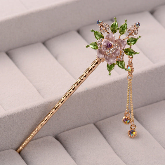 Retro hollow flower hairpin