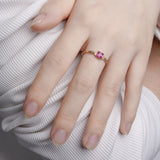 Leichter Luxus eingelegtes rotes Diamant Jade -Ring