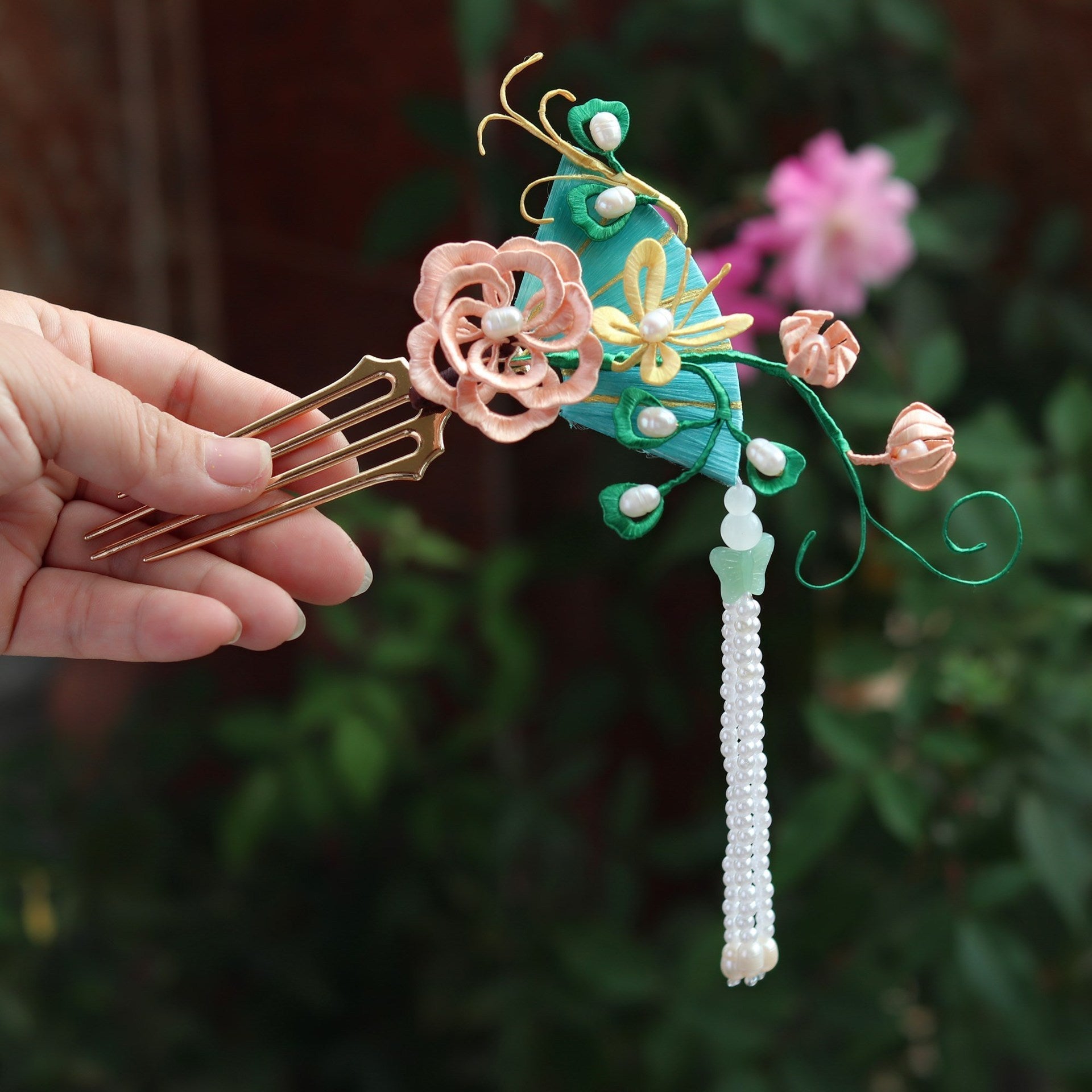 Wrapped Peony Flower Pearl Tassel Hairpin Step Shaking Hair-3