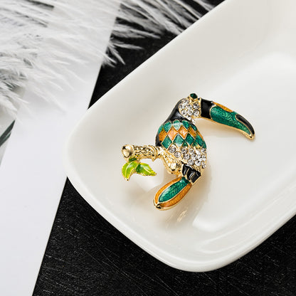 Cute bird brooch accessories