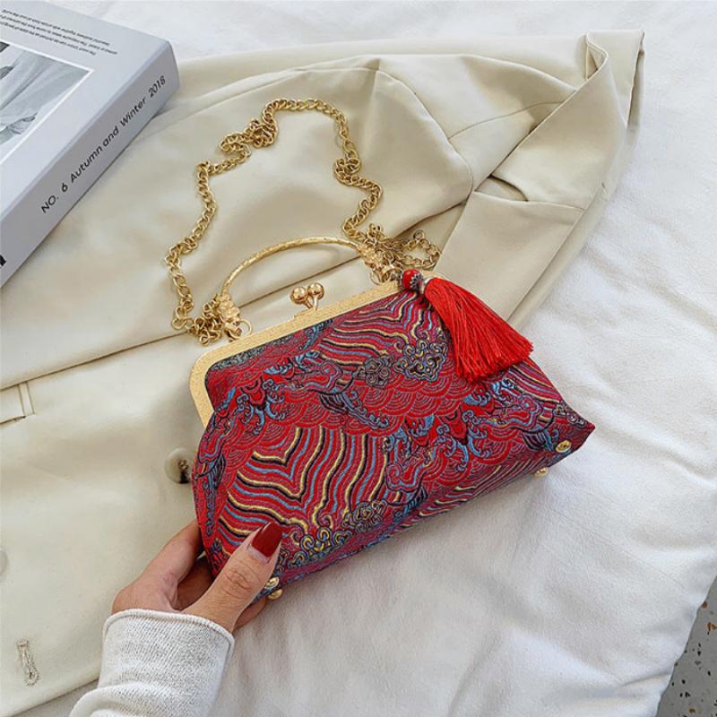 Retro Auspicious Cloud Pattern Hand Embroidered Shoulder Bag-1