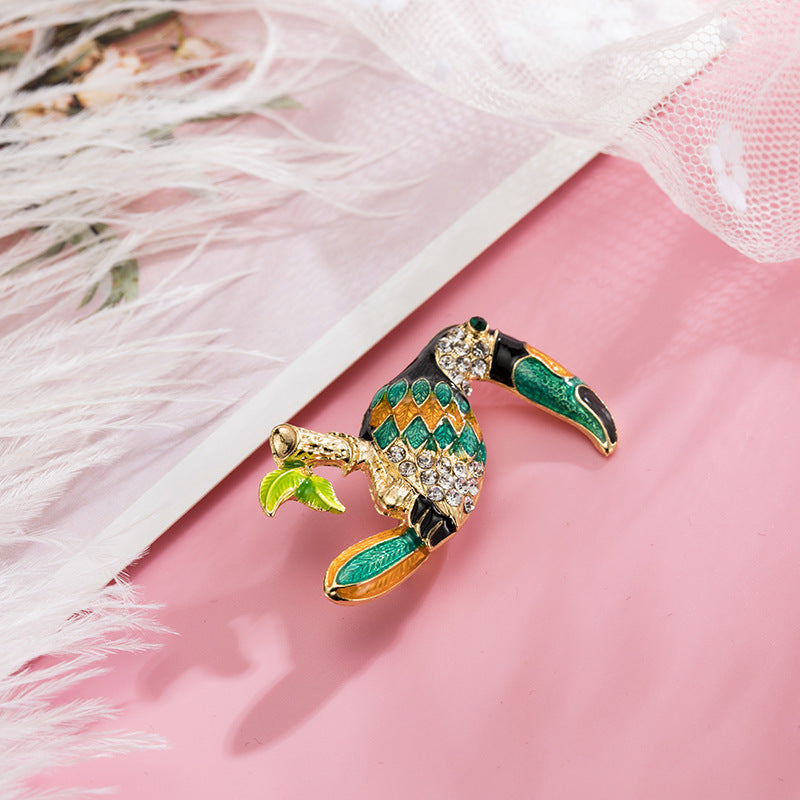 Cute bird brooch accessories