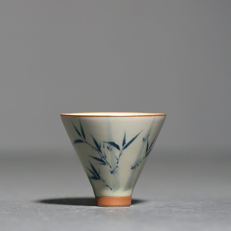 Underglaze Hand Painted Bamboo Bamboo Hat Small Teacup