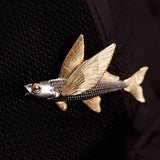 Original Design Flying Fish Brosche Weiß Kupfer Gold Plattierte Meereslebensabzeichen