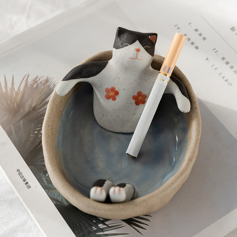 Household Cartoon Cat Ashtray Cute Creative Ceramic Ashtray Personality Trend Car