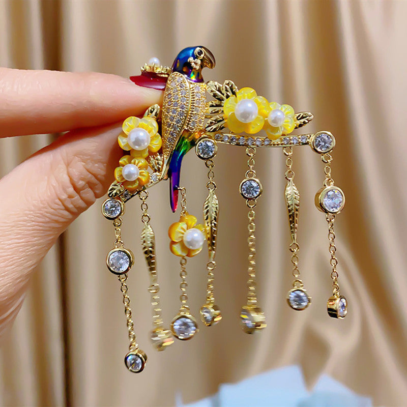 Fashion Luxury Tassel Brooch Branch