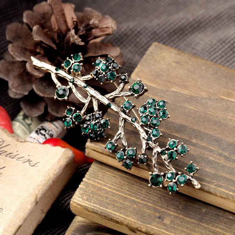 High-quality Brooch with Branches and Diamonds