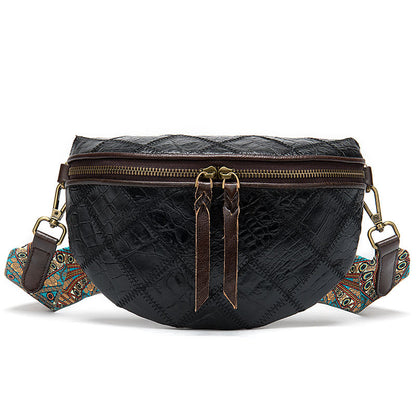 Leder ethnische Nähte Crossbody -Tasche