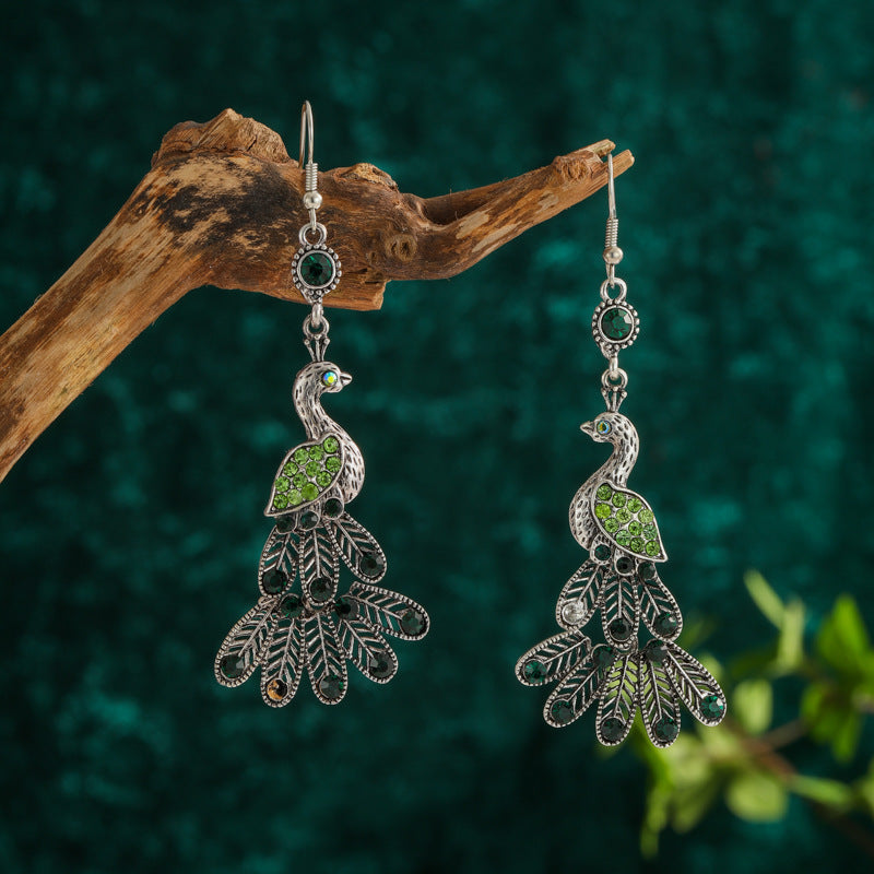 Chinese Style Vintage Drop Earrings With Diamonds