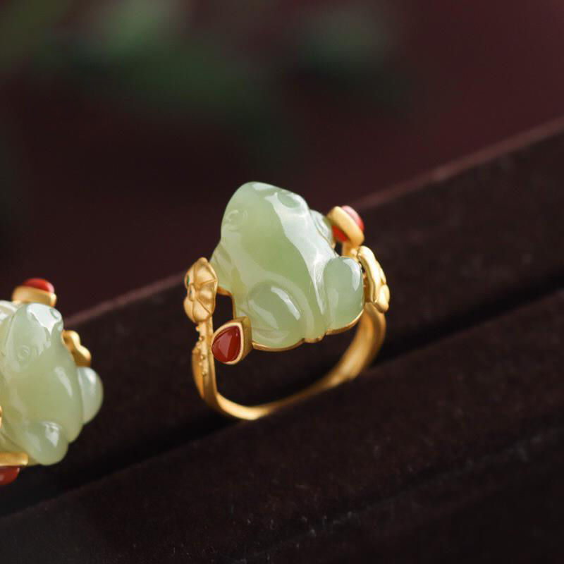 Frosch natürlicher blau und weißer Jade -Frauenring