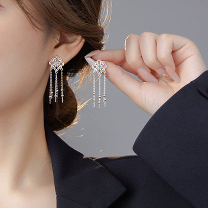 Chinese Knot Blue Zircon Stud Versatile Personality Lace Texture Earrings