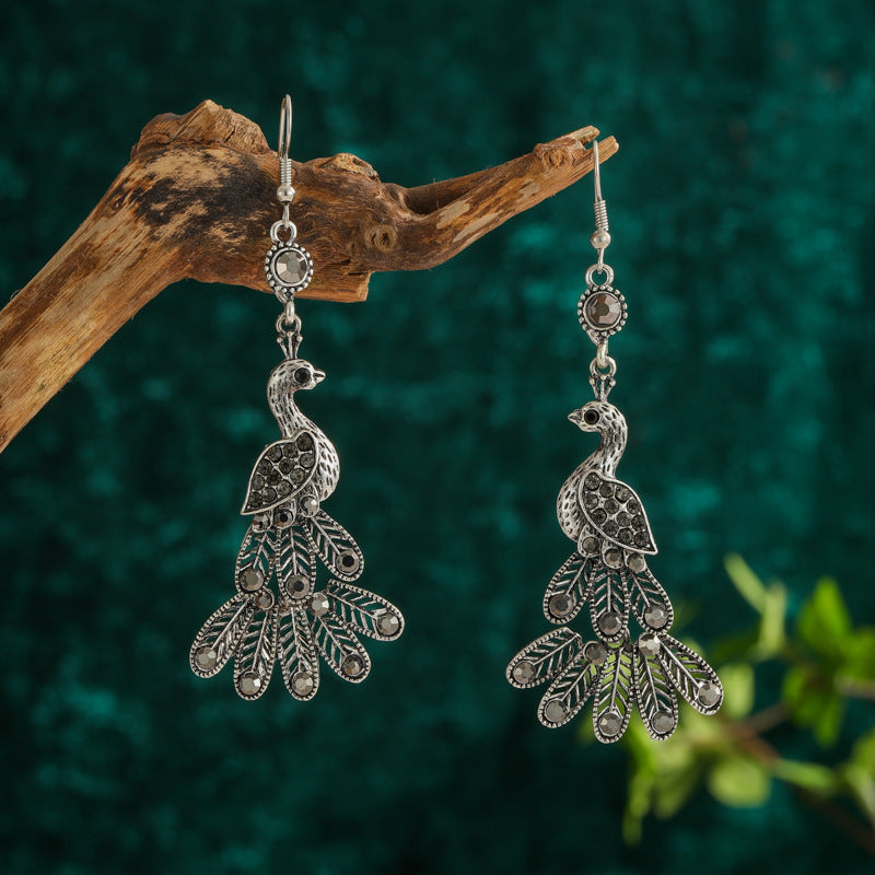 Chinese Style Vintage Drop Earrings With Diamonds