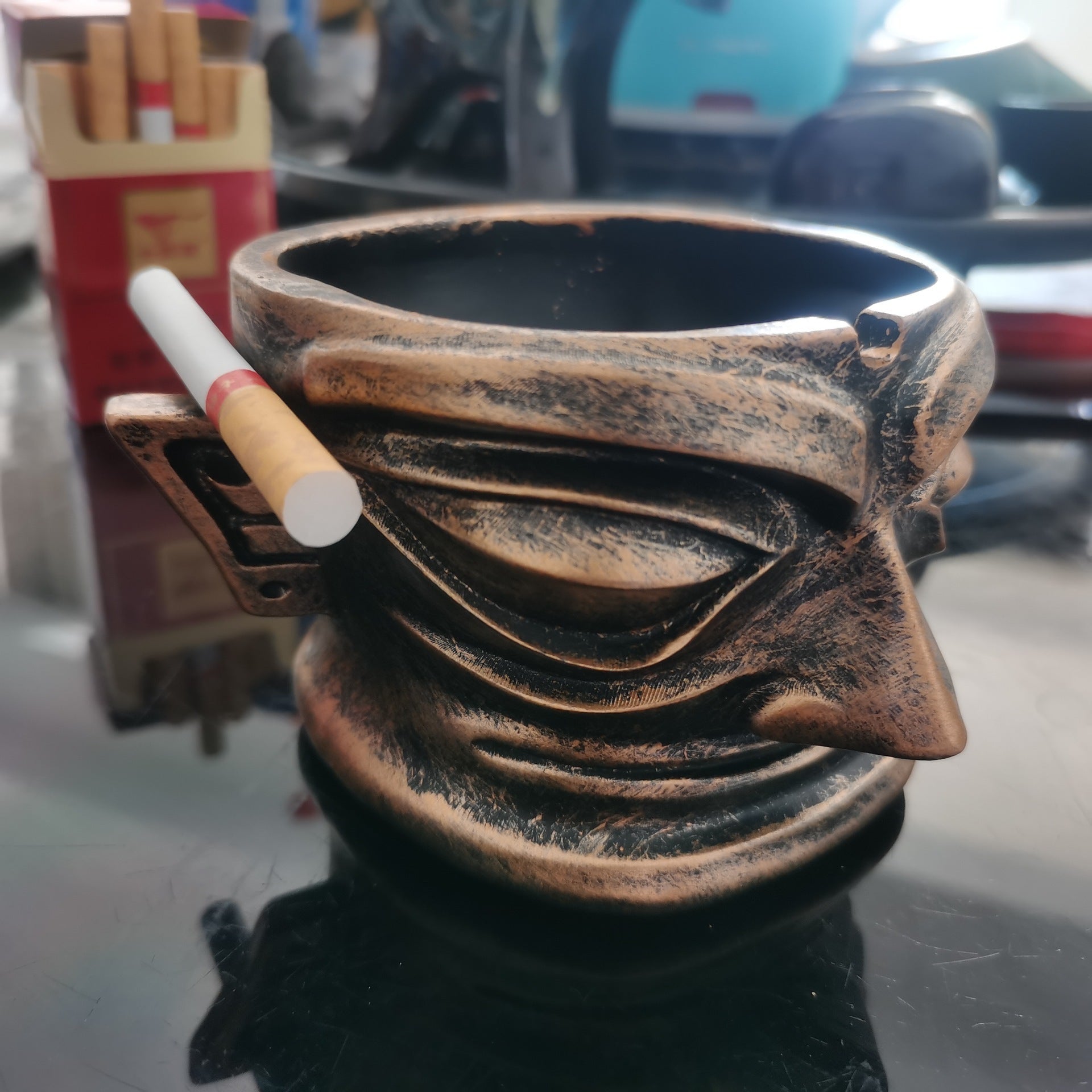 Sanxingdui Mask Ashtray Resin Crafts