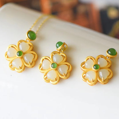 Gold Hetian Jade Inlaid Four Leaf Clover Pendant