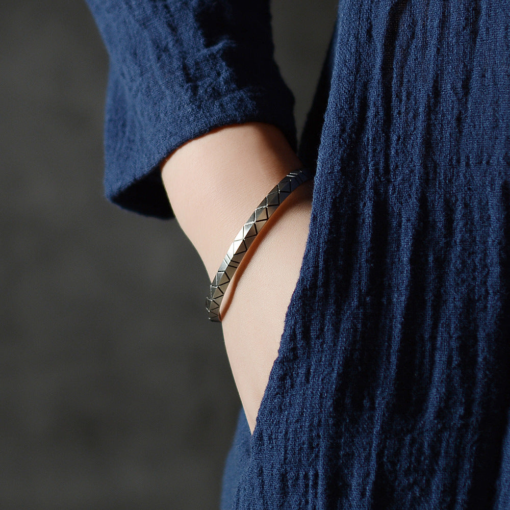 Classic cuff bracelet