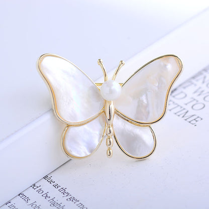 Gifts for Couples New Fashion Deep Sea Butterfly Fritillaria Pearl Brooch