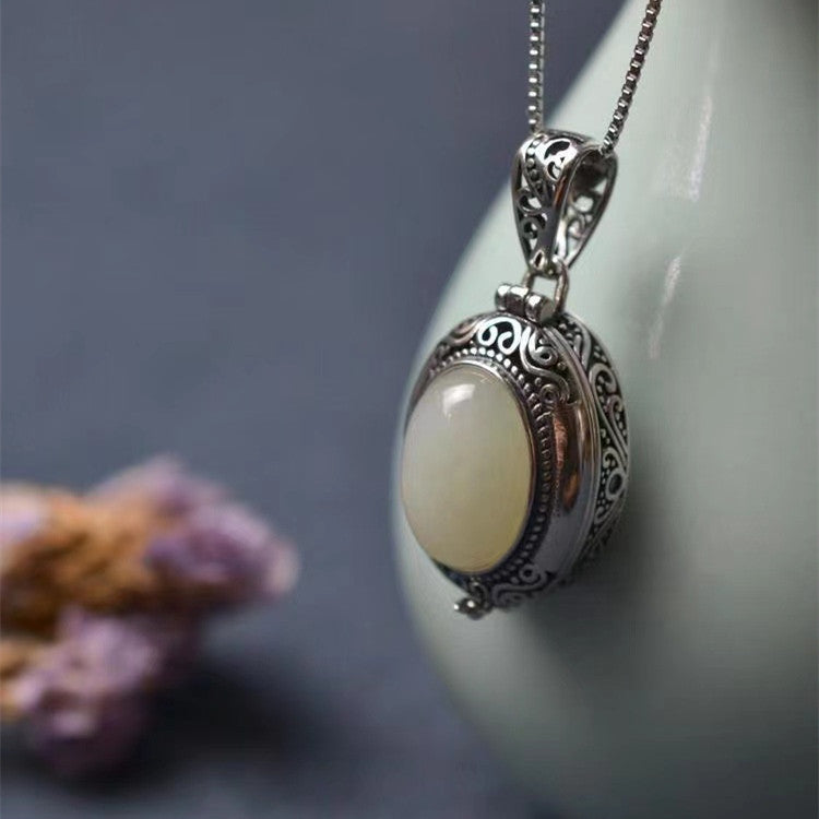 Silbernen Frauen eingelegtes Hetian Jade Sachet Box Anhänger Halskette