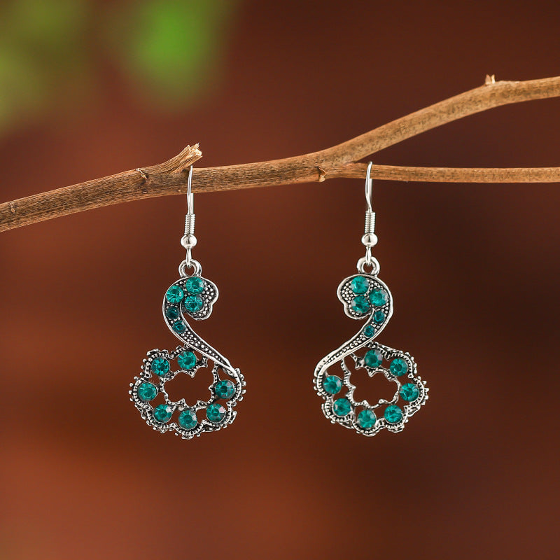 Chinese Style Vintage Drop Earrings With Diamonds