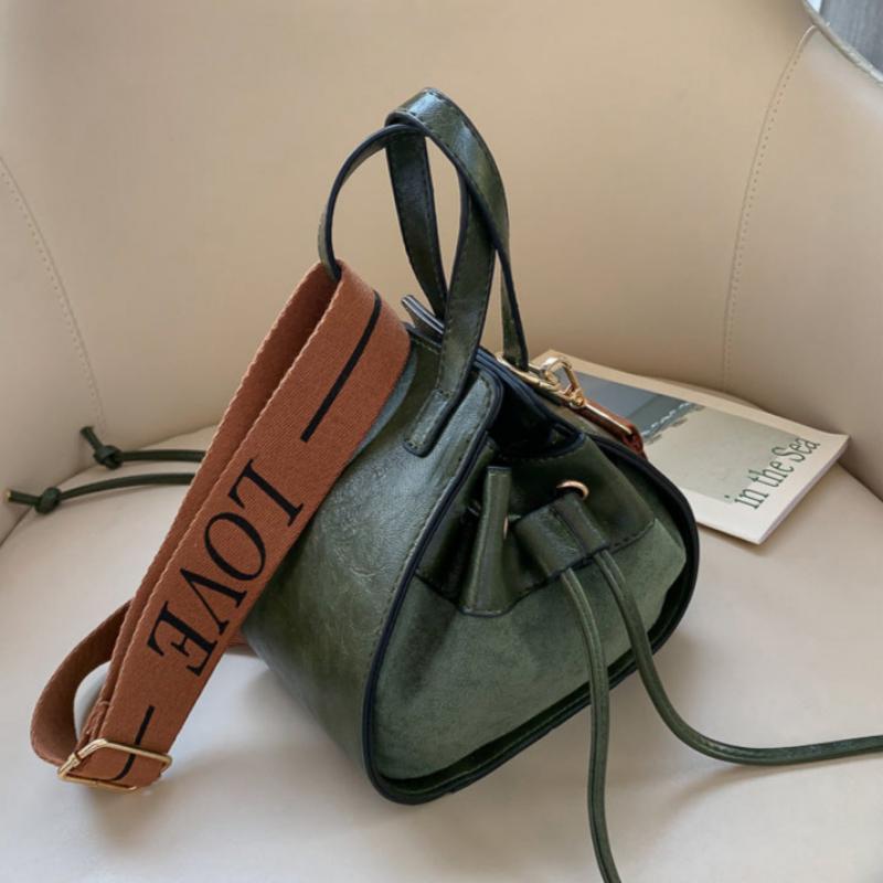 Hong Kong style vintage bucket bag