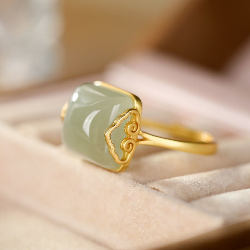 Weiblicher einstellbarer Retro Jade Xiangyun Ring