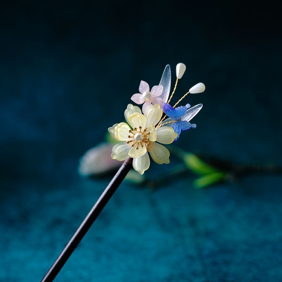 Butterfly Ancient Style Wood Tassel Hairpin-2