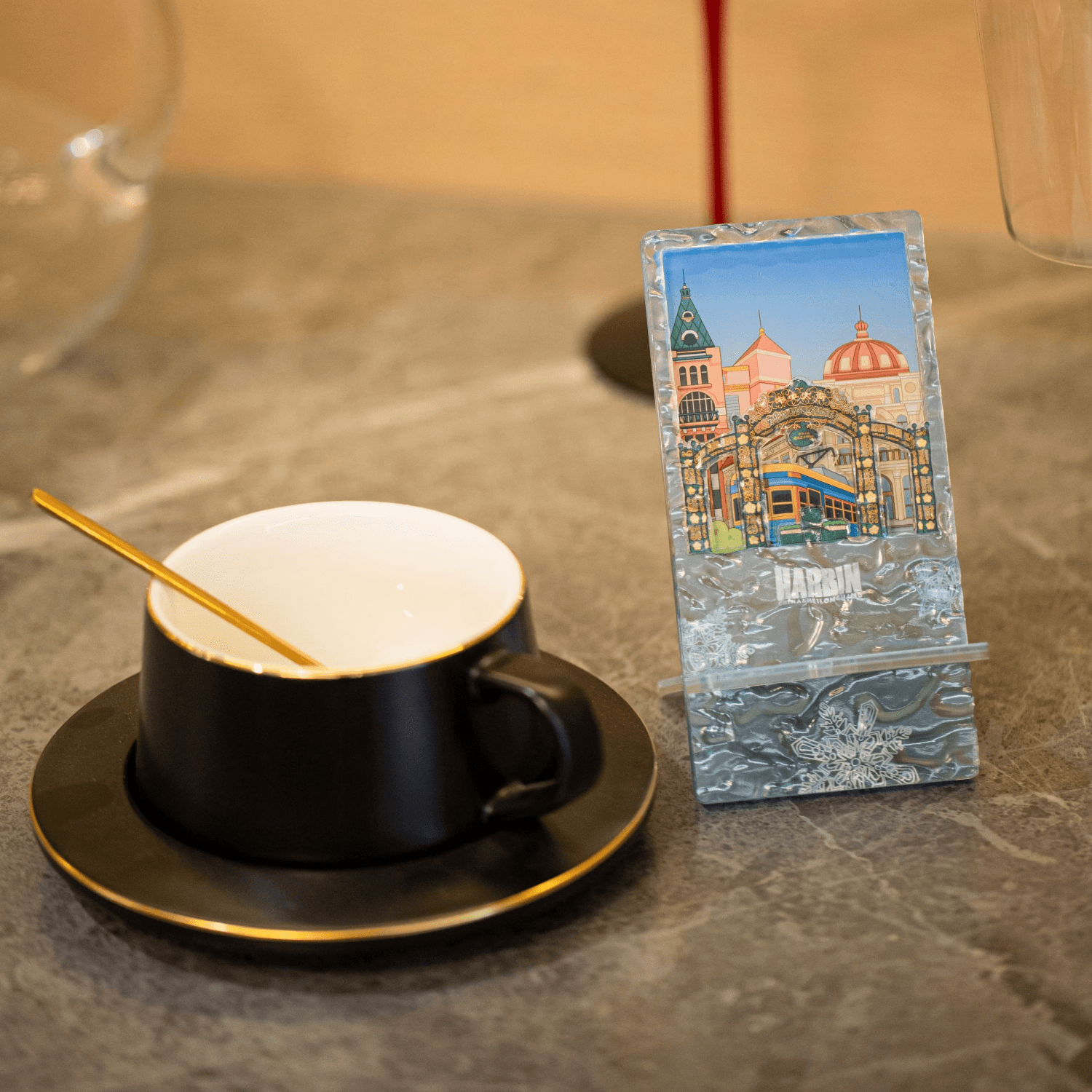 Harbin Central Street Ice Pattern Mobile Phone Holder-3