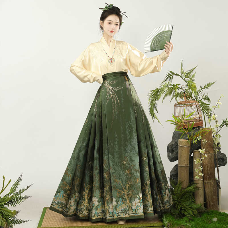 Luozhu [Bamboo Shadow] Ming Dynasty women's Hanfu woven gold makeup horse face skirt flat sleeve suit improved Hanfu