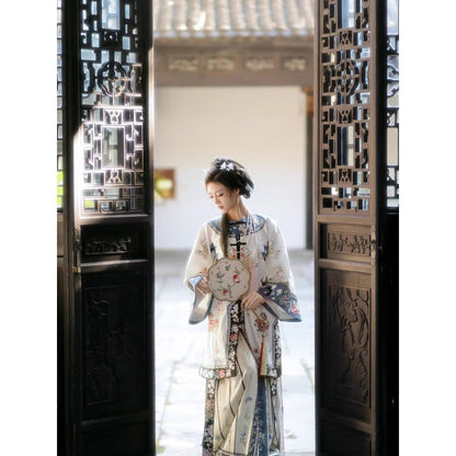 Chinesische Qing -Dynastie Frauenkleidung Hanfu Retro Ethnischer Stil Alter Kostümpferde Gesichtsrockanzug