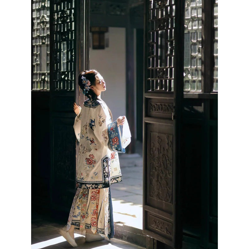 Chinesische Qing -Dynastie Frauenkleidung Hanfu Retro Ethnischer Stil Alter Kostümpferde Gesichtsrockanzug