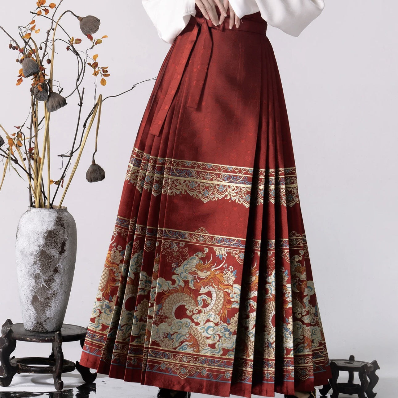 Su Yu Huashang "Dragon Treading Snow" Ming Ma Face Skirt Imitation Makeup Flower Hanfu Women's Aircraft Sleeve New Year's Autumn and Winter Set