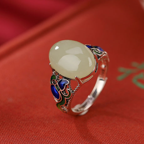 Hotan Jade Vintage Style Eiergesichtsmuster Hohlring Ring