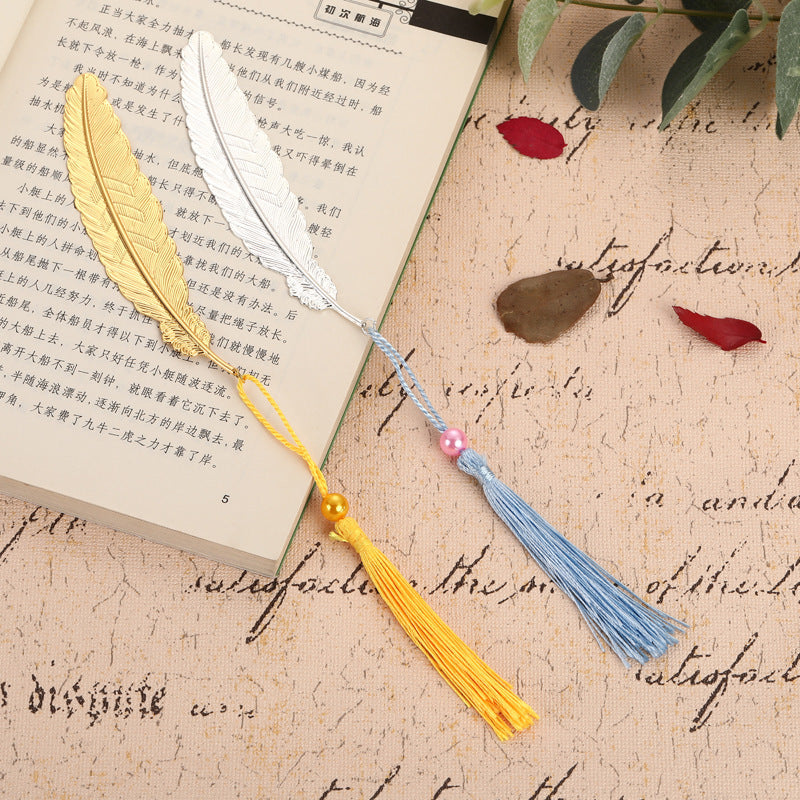 Student Gift Chinese Style Tassel Feather Bookmark