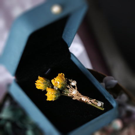 Retro -Stil Unisex Mori -Stil kleiner Gänseblümchen -Brosche