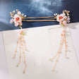 Hanfu Delicate Flower Step Shake Shell Pearl Hairpin-1