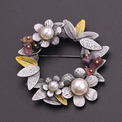 Classic Vintage Pearl Wreath Brooch