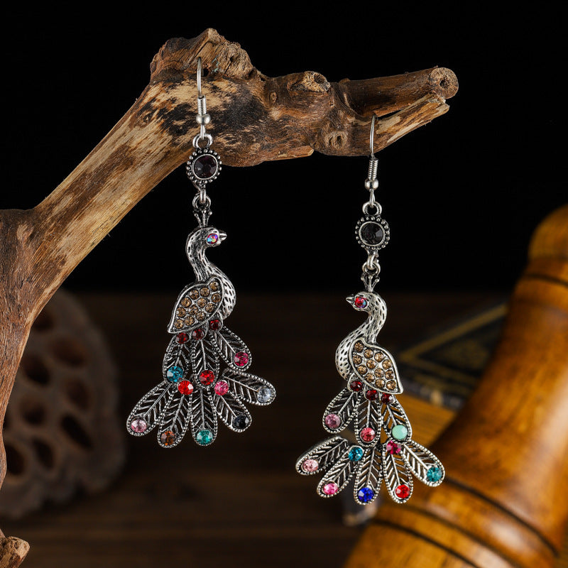 Chinese Style Vintage Drop Earrings With Diamonds