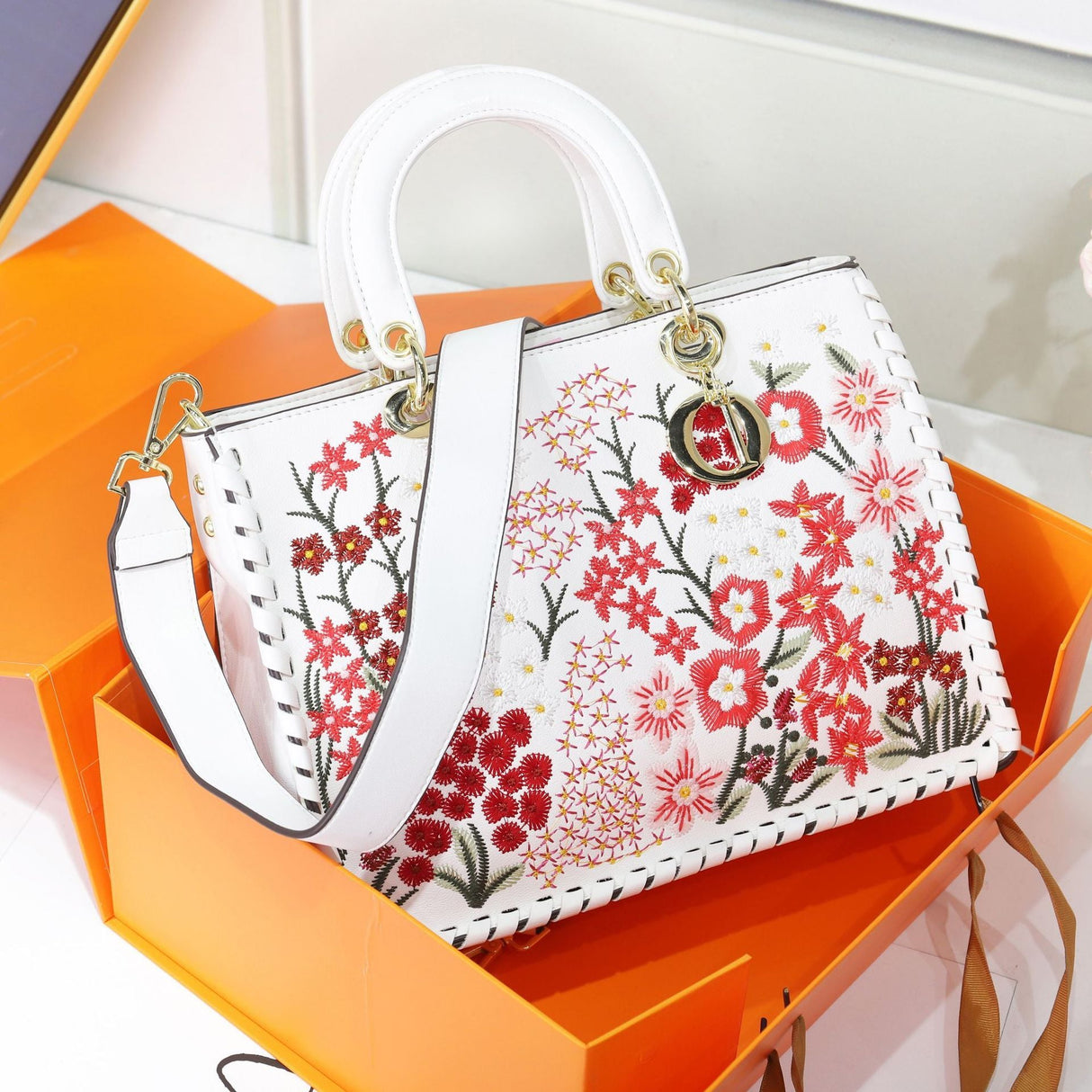 Premium Sense Leather Embroidery Handbag Crossbody Bag-4