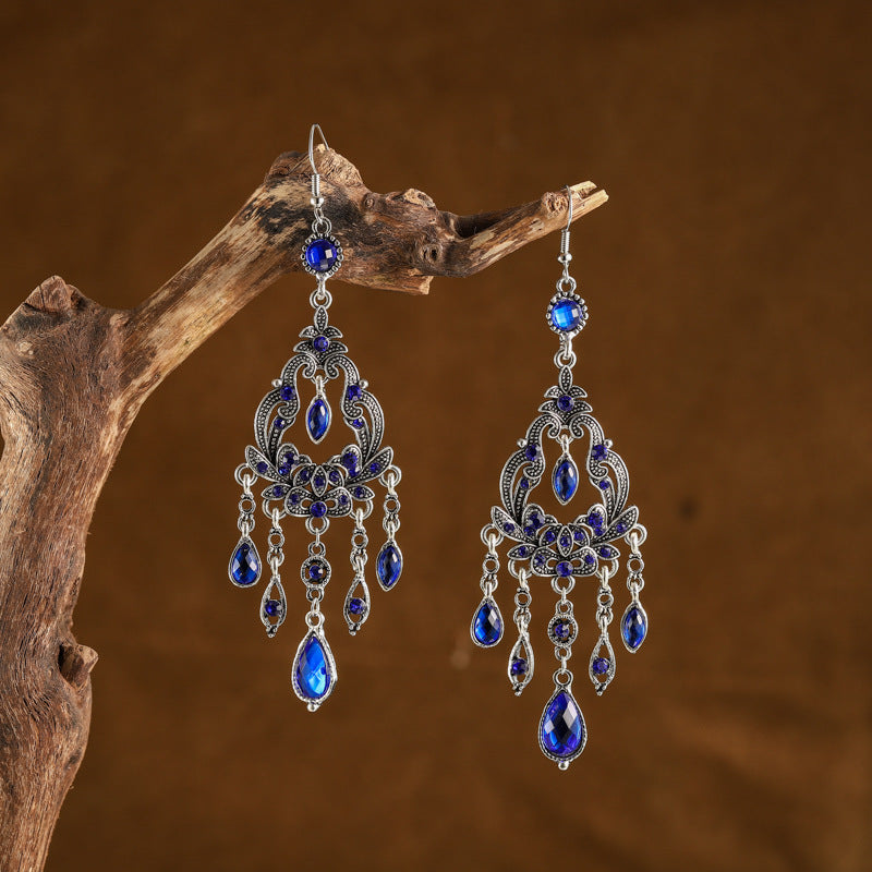 Chinese Style Vintage Drop Earrings With Diamonds