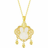 Jade Hase Lock of Good Wishes Halskette