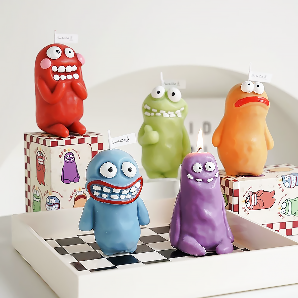 Ugly-cute Monster Scented Candles Quirky and Creative Decorative Gift-2