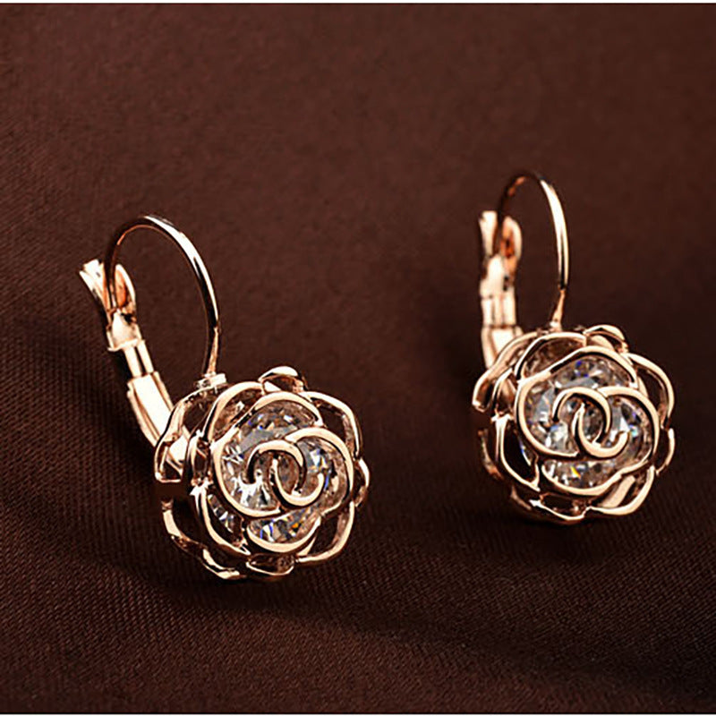 Camellia Ladies Earrings Simple Gold-plated Hollow Personality Earrings Female Earrings