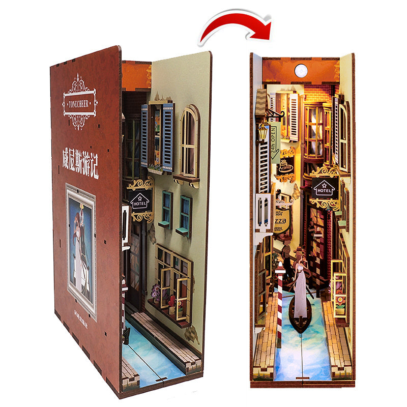 3D Model Bookcase Creative Gift