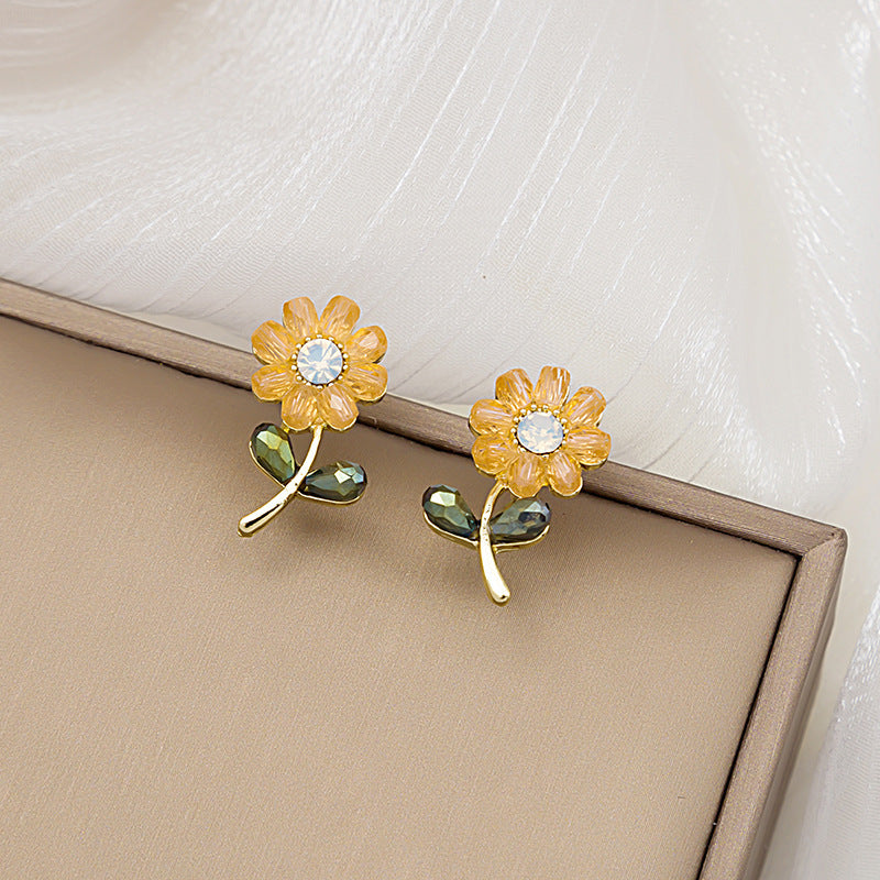 Silver Needle Flower Diamond Stud Earrings Simple All-match Earrings